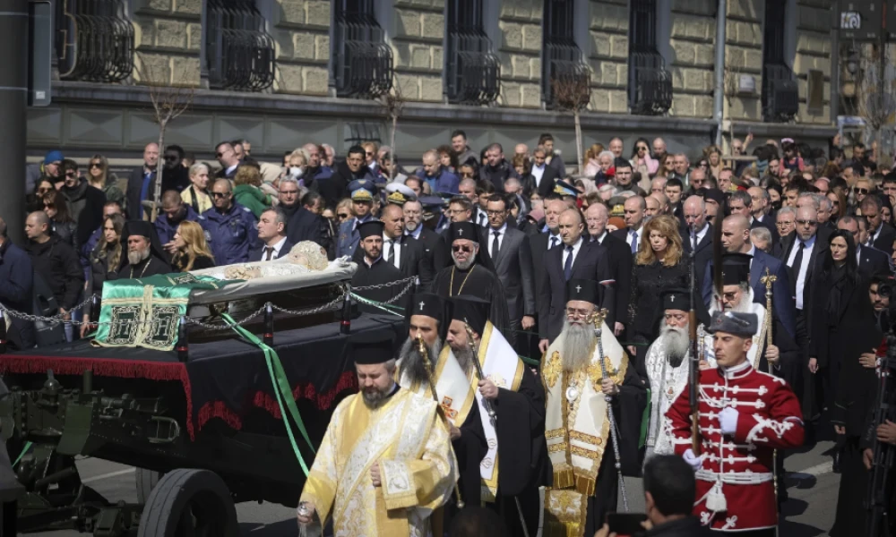 Το «ύστατο χαίρε» στον Πατριάρχη Βουλγαρίας Νεόφυτο - Την Εξόδιο τέλεσε ο Οικουμενικός Πατριάρχης Βαρθολομαίος (Βίντεο)